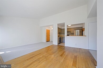 112 Lowell Ct unit 12, Princeton, NJ 08540 - photo 6