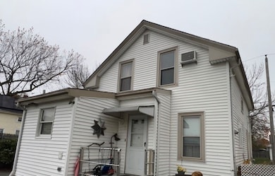 52 Sumner Ave, Cranston, RI 02920 - photo 2