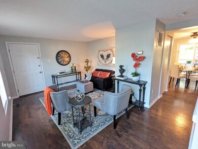 1520 Iris Ct, Hagerstown, MD 21740 - photo 4