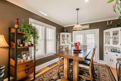 110_Reeves_Court-8