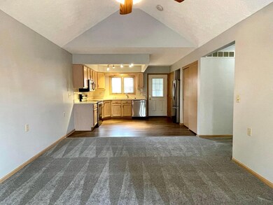 5814 Thada Ln unit 5814, Columbus, OH 43229 - photo 5