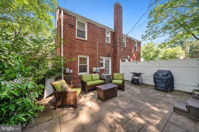 2728 Farnsworth Dr, Alexandria, VA 22303 - photo 5