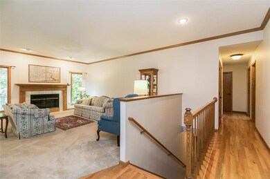 4170 Richland Dr NW, Cedar Rapids, IA 52405 - photo 5