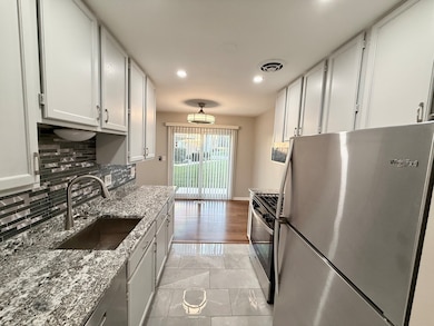 1045 Hampton Harbor unit 9602, Schaumburg, IL 60193 - photo 7