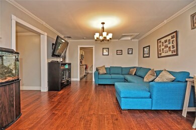 520 Putnam Pike, Greenville, RI 02828 - photo 6