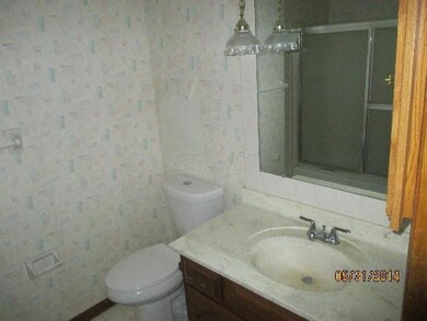 1860 Dorsetshire Rd, Columbus, OH 43229 - photo 5