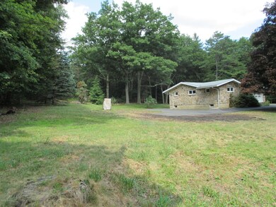 590 W 10th St, Jim Thorpe, PA 18229 - photo 5