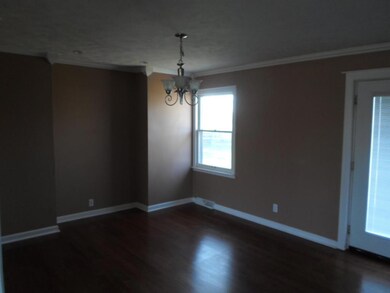 1313 Northcutt Dr, Shelbyville, TN 37160 - photo 2