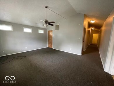 800 W Lindweth Place, Muncie, IN 47303 - photo 6