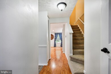 9412 Granite Hill, Columbia, MD 21046 - photo 4