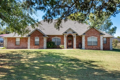 813 S Spring Ln, Blanchard, OK 73010 - photo 3