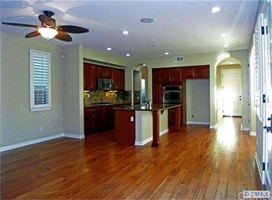 Gourmet kitchen