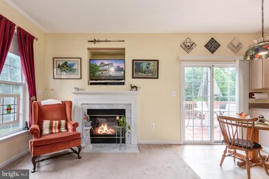 11206 Englewood Ct, Fredericksburg, VA 22407 - photo 4