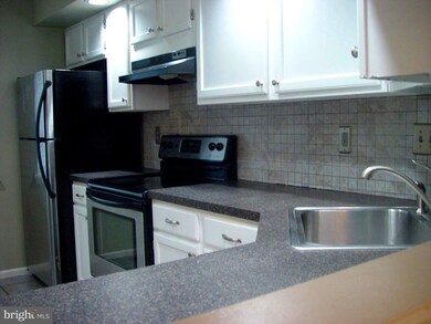 3602 Orchard View Rd, Reading, PA 19606 - photo 3