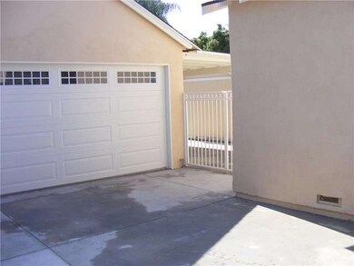 2 CAR GARAGE WITH SECUITY GATE FOR SWIMMING POOL