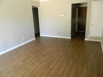 6605 Vega Dr, Fort Worth, TX 76133 - photo 3