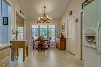 10b Breakfast Area