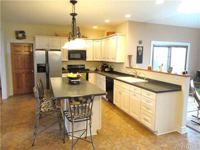 Kitchen 330 Norwood Lane, Orchard Park, NY 14127 -