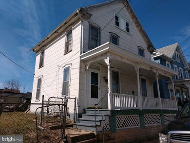 218 Park St, Waynesboro, PA 17268 - photo 2