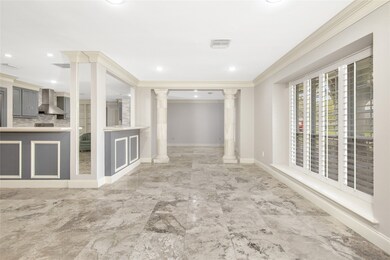 5011 Forest Nook Ct, Houston, TX 77018 - photo 6