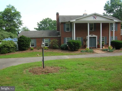 759 Mckeehan Rd, New Bloomfield, PA 17068 - photo 5