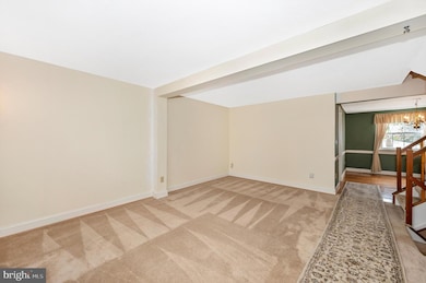 6808 Farmbrook Ct, Frederick, MD 21703 - photo 4