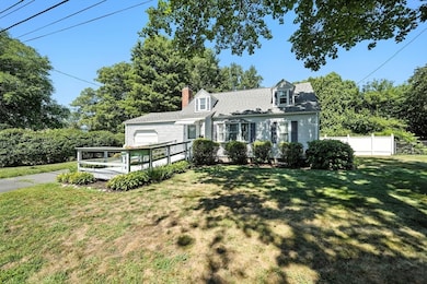 85 Fairview St, South Hadley, MA 01075 - photo 3