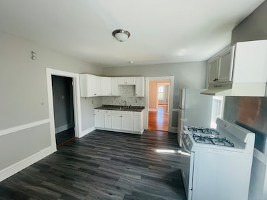 unlisted-address, Hartford, CT 06106 - photo 5