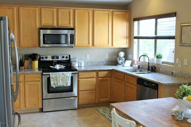 7 - Kitchen