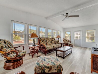 200 S Port Royal Ln, Apollo Beach, FL 33572 - photo 2