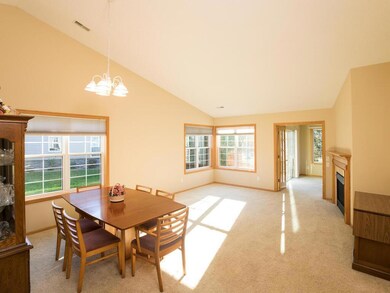 364 Arrowhead Dr Lino Lakes MN 55014 USA-013-005-0