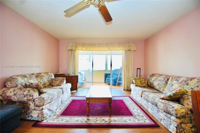 702 Lori Dr unit 190, Palm Springs, FL 33461 - photo 7