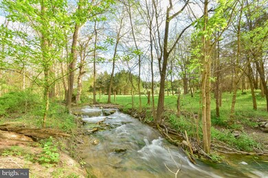 3810 Greensburg Rd, Martinsburg, WV 25404 - photo 5