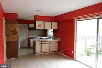 12623 Heming Ln, Bowie, MD 20716 - photo 4