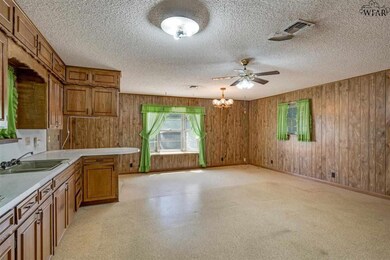 1213 Montgomery St, Wichita Falls, TX 76302 - photo 7