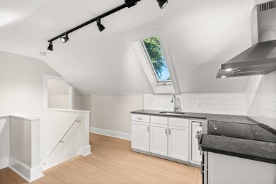 17 Briggs St unit 3, Salem, MA 01970 - photo 5