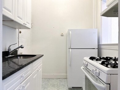 19 Agassiz St unit 24, Cambridge, MA 02140 - photo 5