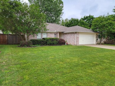 314 Comanche Walk, Joshua, TX 76058 - photo 2