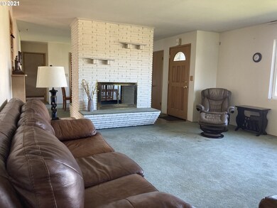 2208 Radio Way, the Dalles, OR 97058 - photo 4