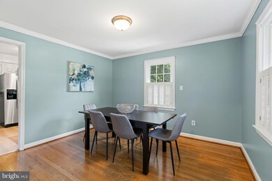 3810 Foxwood Nook, Falls Church, VA 22041 - photo 4