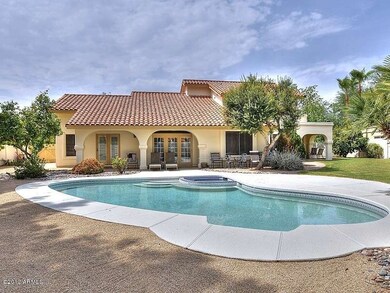 tour901041_Exterior Back Pool View_800_6