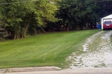 300 Philip St, Des Moines, IA 50315 - photo 2