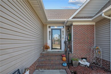 1024 Greenhouse Dr, Hope Mills, NC 28348 - photo 2