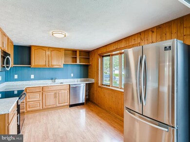 2406 Brunswick Rd, Halethorpe, MD 21227 - photo 4