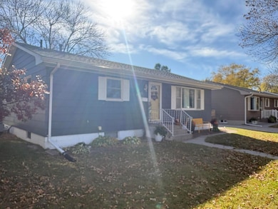 1613 E 4th Ave, Mitchell, SD 57301 - photo 3