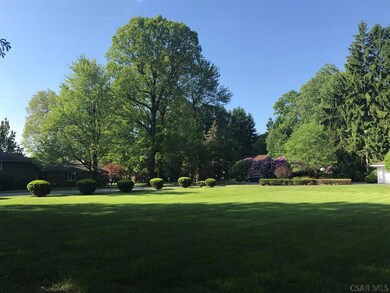 2066 Dundee Ln, Johnstown, PA 15905 - photo 6