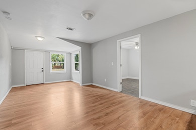 404 W 1st Ave, Crestview, FL 32536 - photo 7