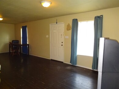 2404 Monterrey Ave, Laredo, TX 78040 - photo 2