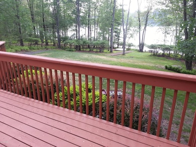 Deck w/Views!