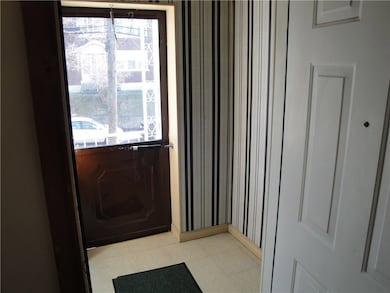 310 Augusta St, Pittsburgh, PA 15211 - photo 5